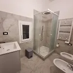 Πανσιόν - Uddin House