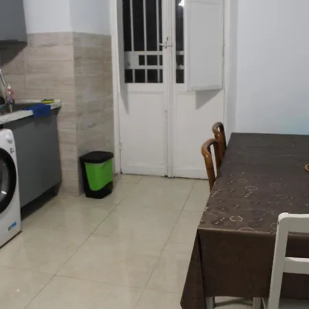Uddin House Gasthof Genua