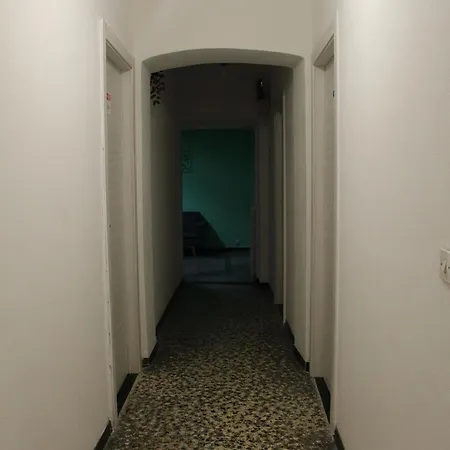 Uddin House * Genova